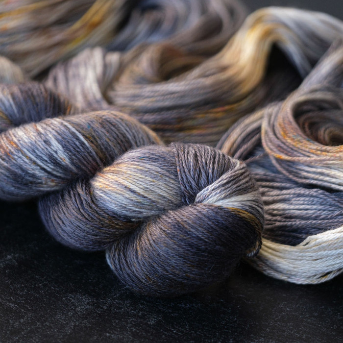 Autumnesque 'OASIS' FINGERING