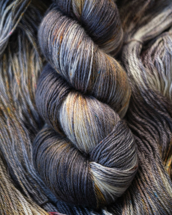 Autumnesque 'OASIS' FINGERING