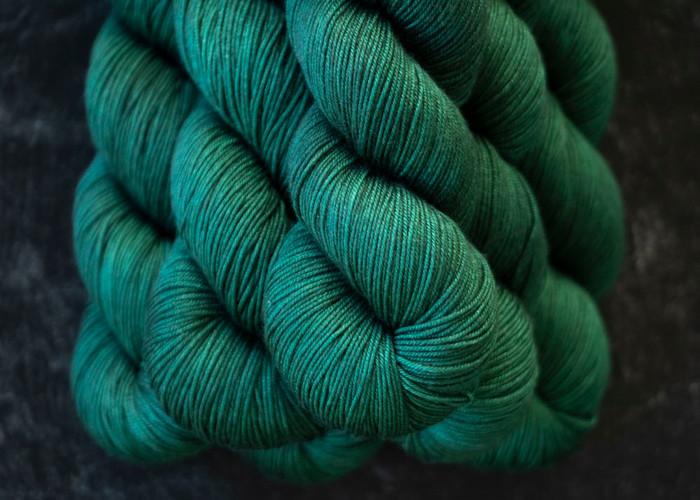 Endearing Emerald 'CREMA' SOCK - Birthstones Reimagined