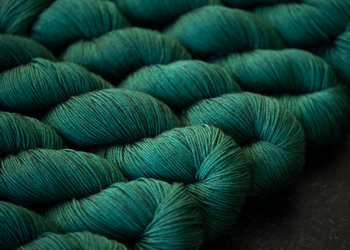 Endearing Emerald 'CREMA' SOCK - Birthstones Reimagined
