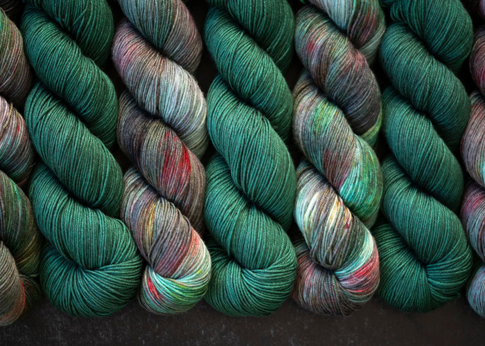 Endearing Emerald 'CREMA' SOCK - Birthstones Reimagined